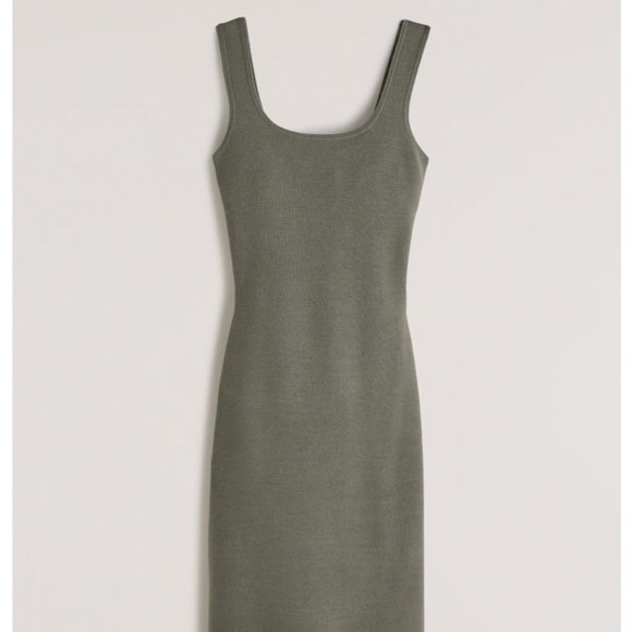 Abercrombie & Fitch Dresses & Skirts - Abercrombie 90s Ribbed Mini Sweater Dress Olive